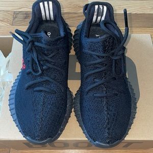 Yeezy Boost 350 V2